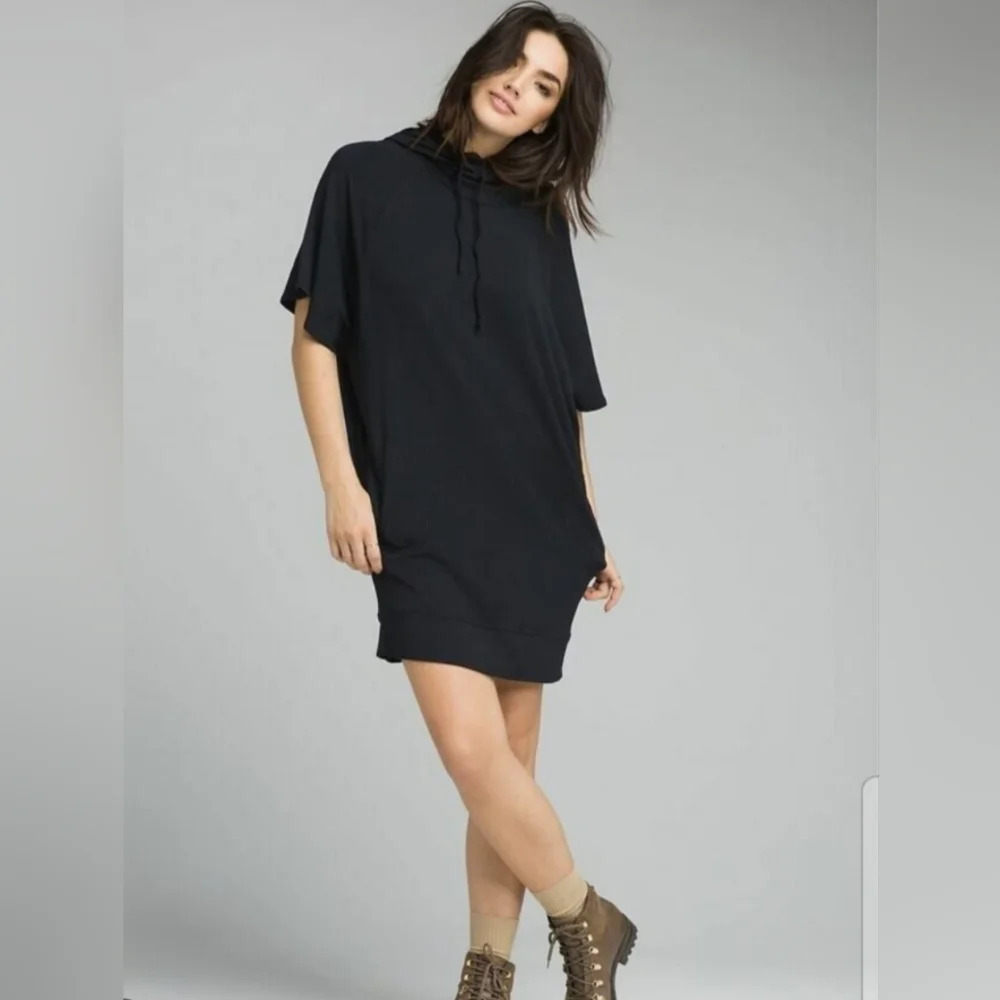 Prana Carys Hooded Short Sleeve Black Dress